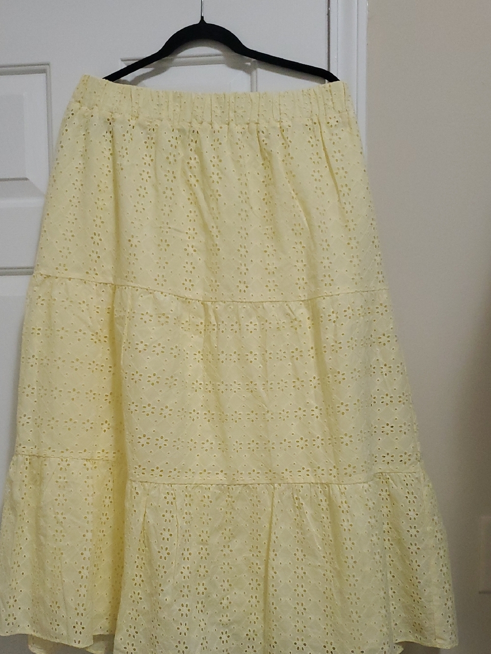 LOFT Pale Yellow Eyelet Tiered A-Line Skirt